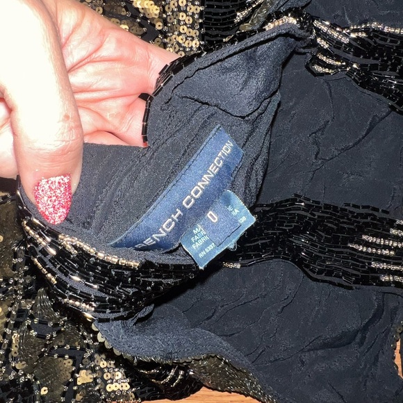 French Connection Sequin Black and Gold Dress size 0 - Picture 2 of 3